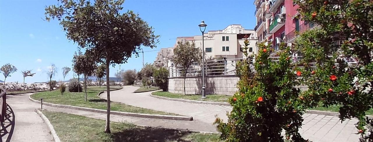 Ferienwohnung Valerio'S Flat Pozzuoli Exterior foto